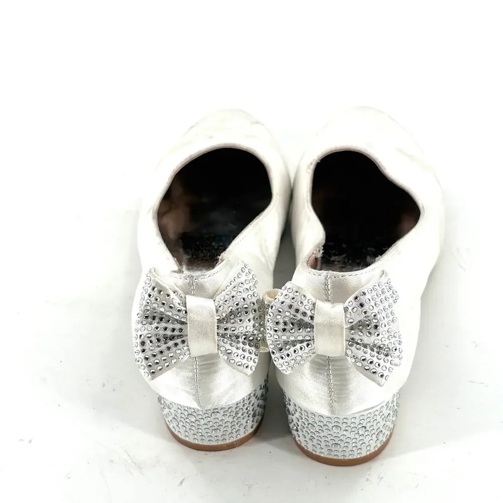 Badgley Mischka Girls Sparkle Heel Dress Shoes 4 White Satin Wedding Jewel